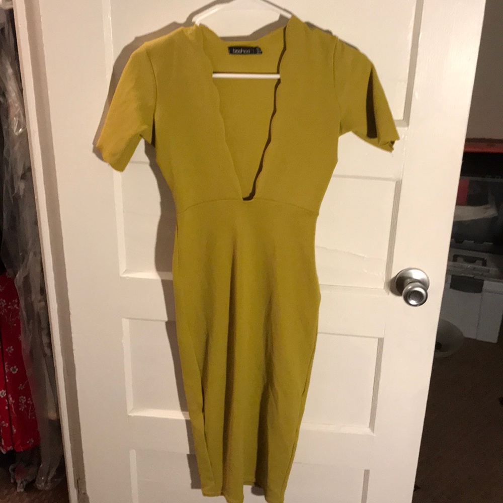 Boohoo chartreuse scalloped plunge midi dress